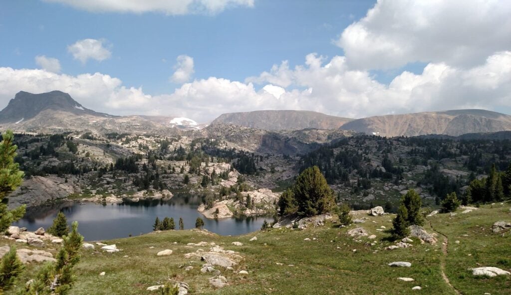 Beartooth Mountains Hiking Tour