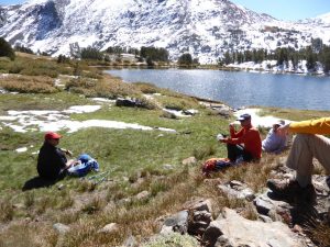 yosemite hiking mountain group